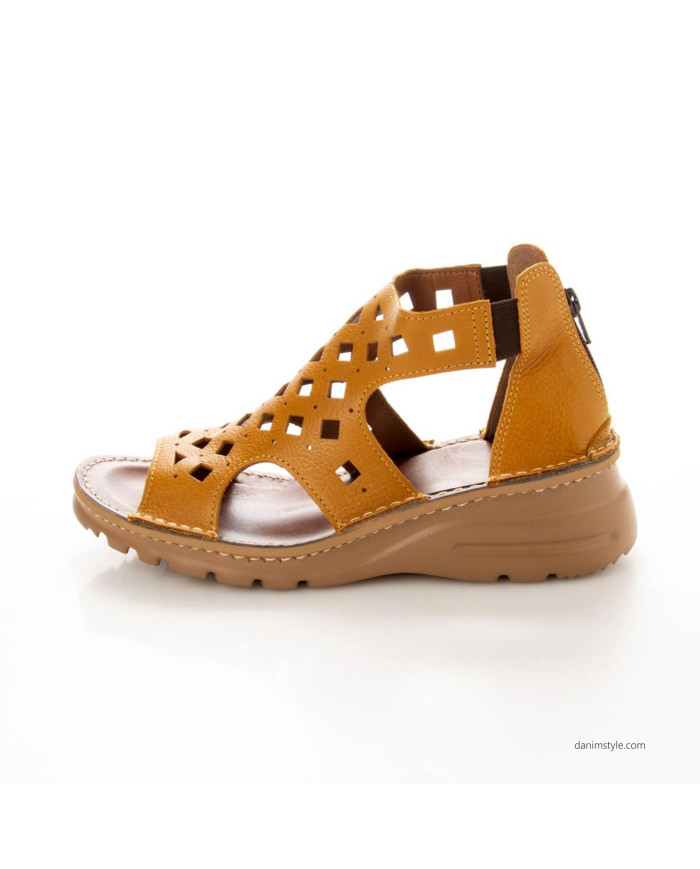 Danim Ladies Semi Heel (Camel)